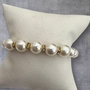 Faux pearls & Gold tone spacers  chunky stretchy bracelet